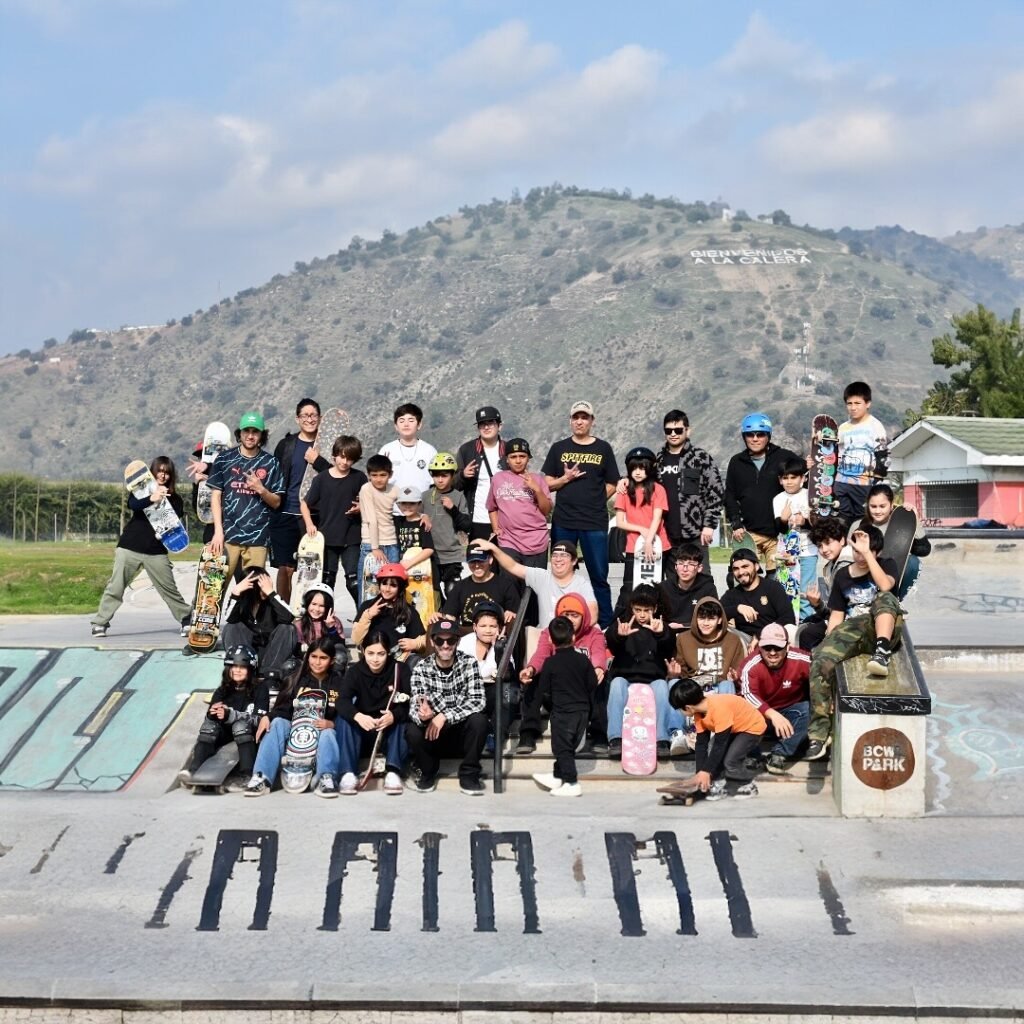 Instagram post from puenteskate. This post is in position 3.