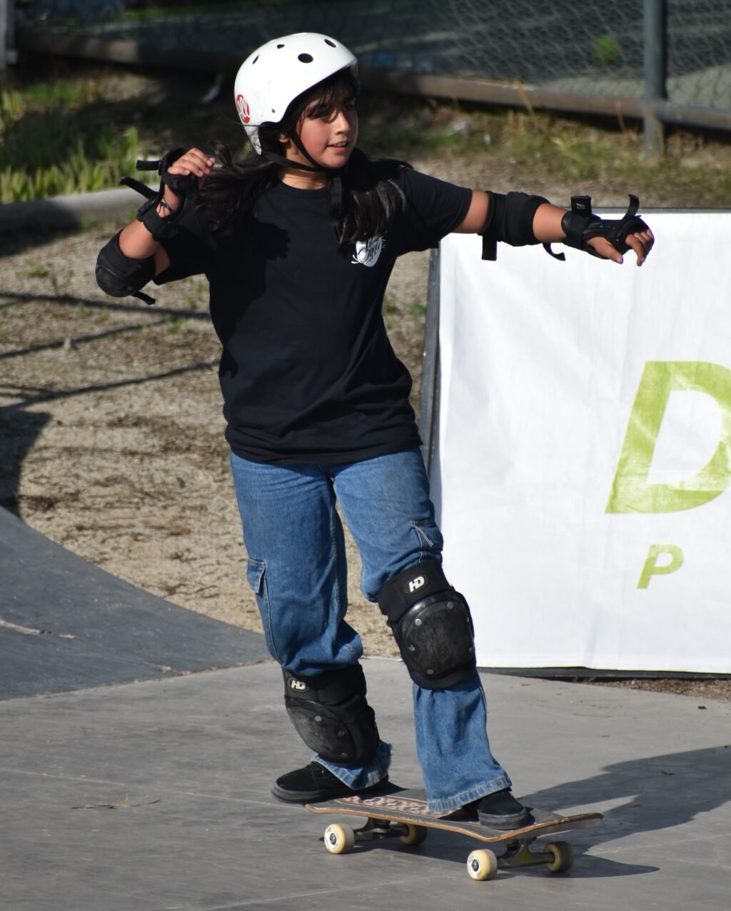 Instagram post from puenteskate. This post is in position 13.