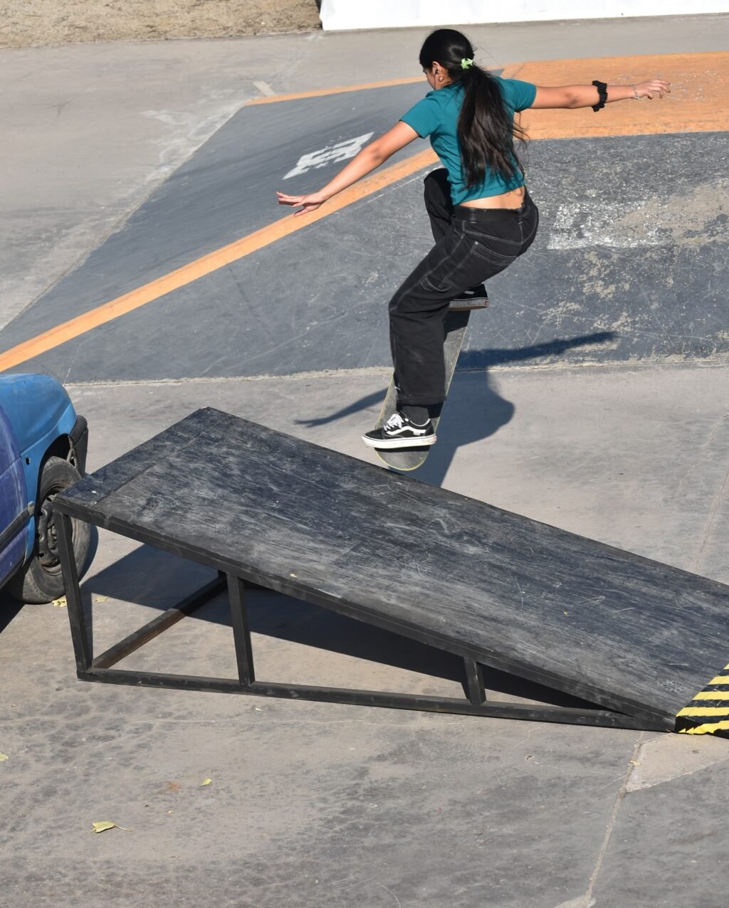 Instagram post from puenteskate. This post is in position 4.