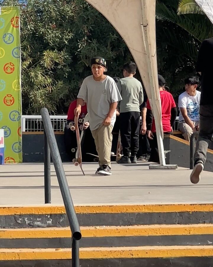 Instagram post from puenteskate. This post is in position 1.