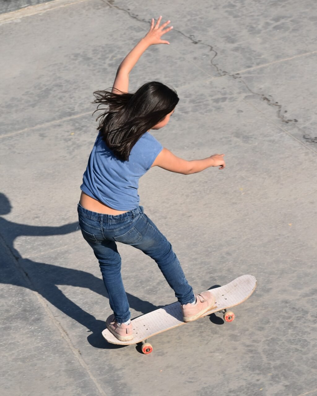 Instagram post from puenteskate. This post is in position 11.