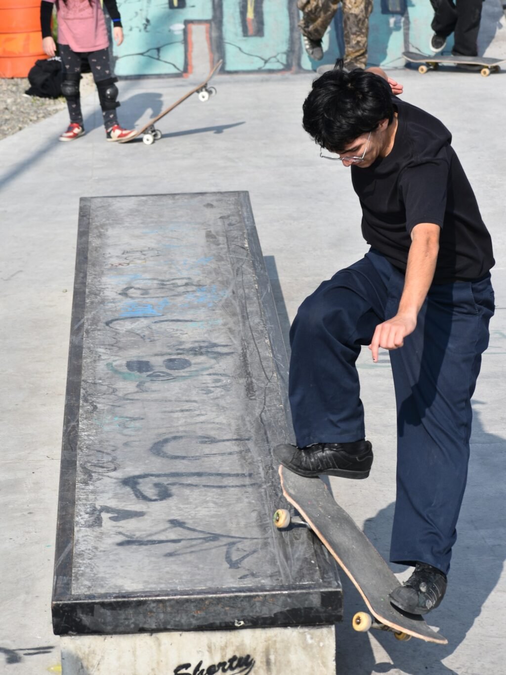 Instagram post from puenteskate. This post is in position 11.