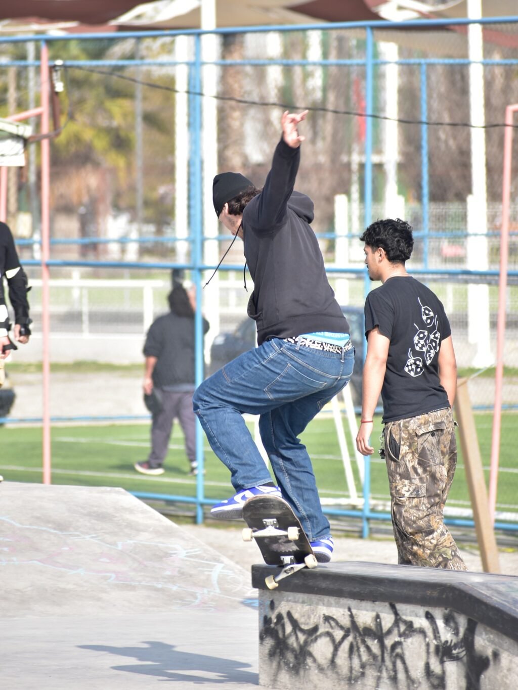 Instagram post from puenteskate. This post is in position 9.