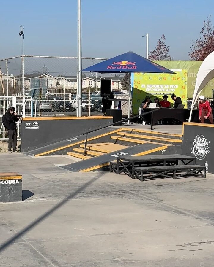 Instagram post from puenteskate. This post is in position 3.